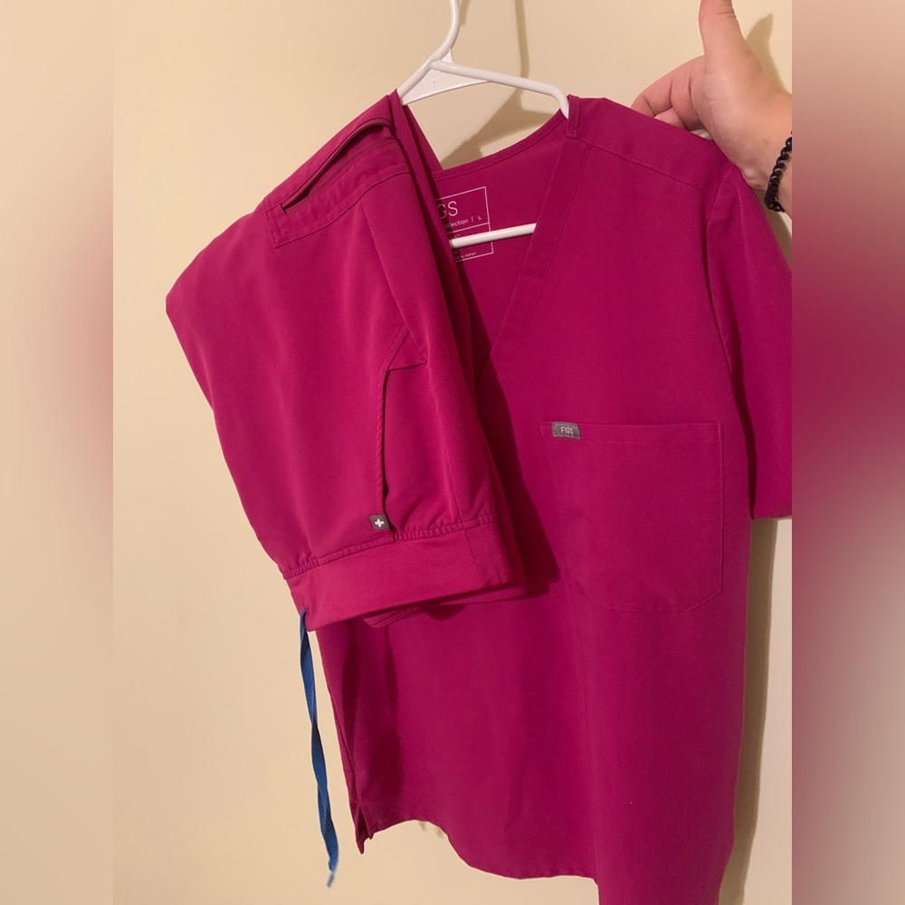 Figs scrubs set